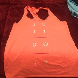 Nike tank